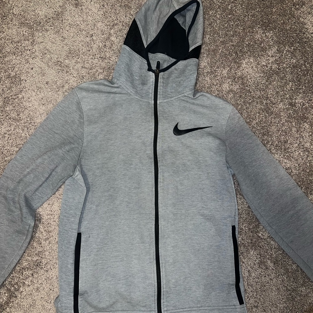 Nike Drifit Basketball Hoodie